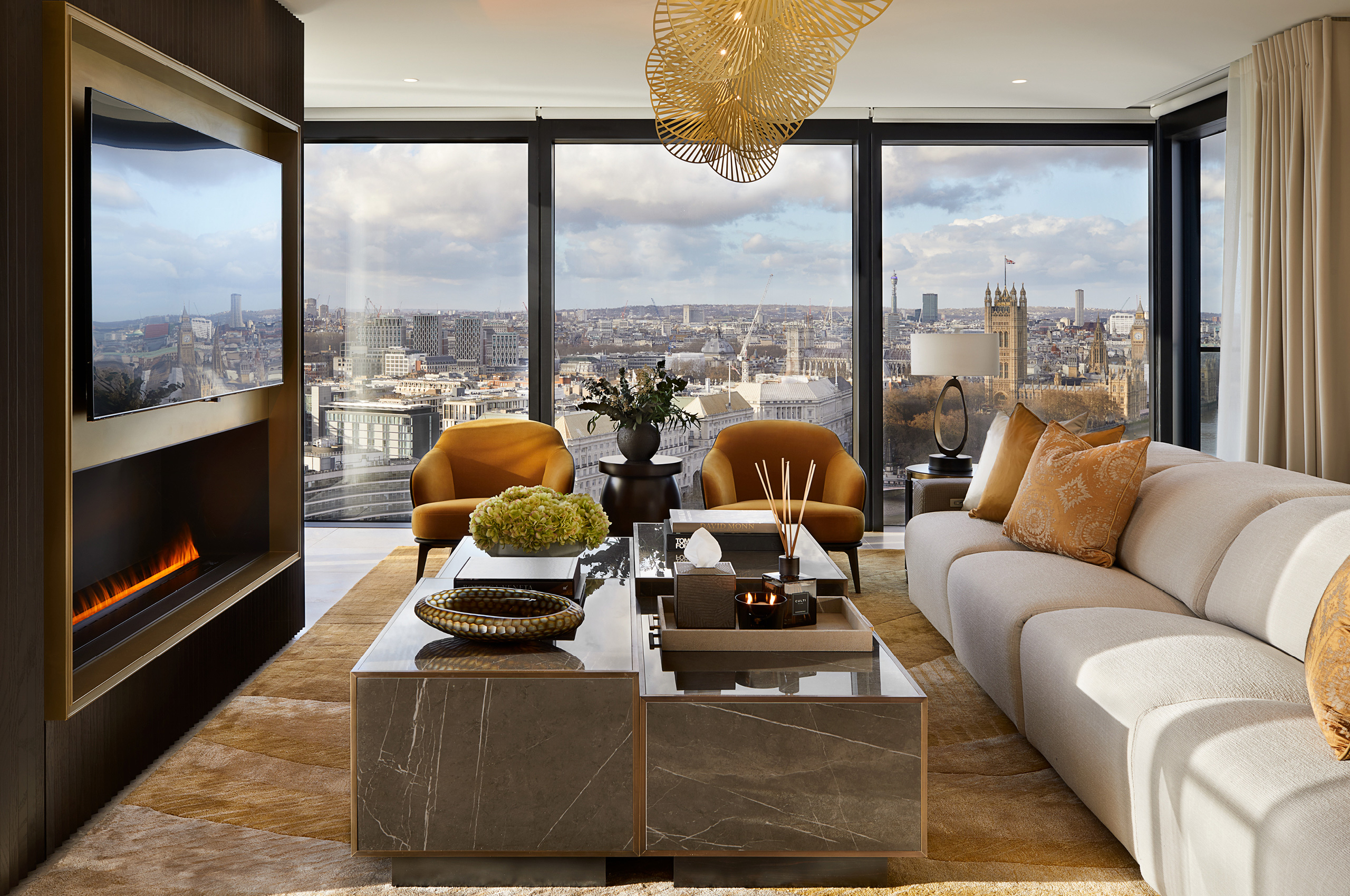 Image showcasing Thames Riverside Penthouse - Laura Hammett