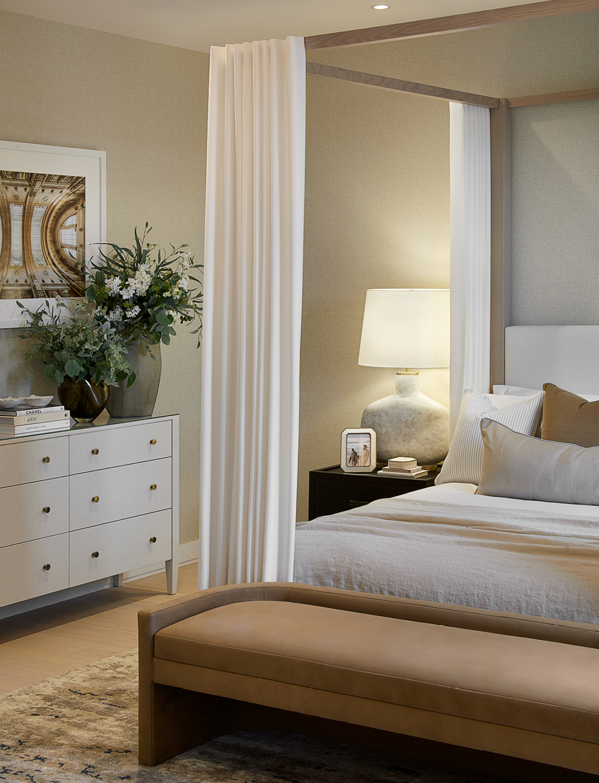 80 Holland Park - Laura Hammett